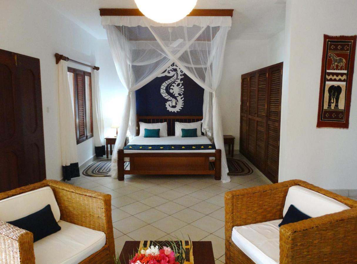 Diani Cottages Diani Beach Exterior photo