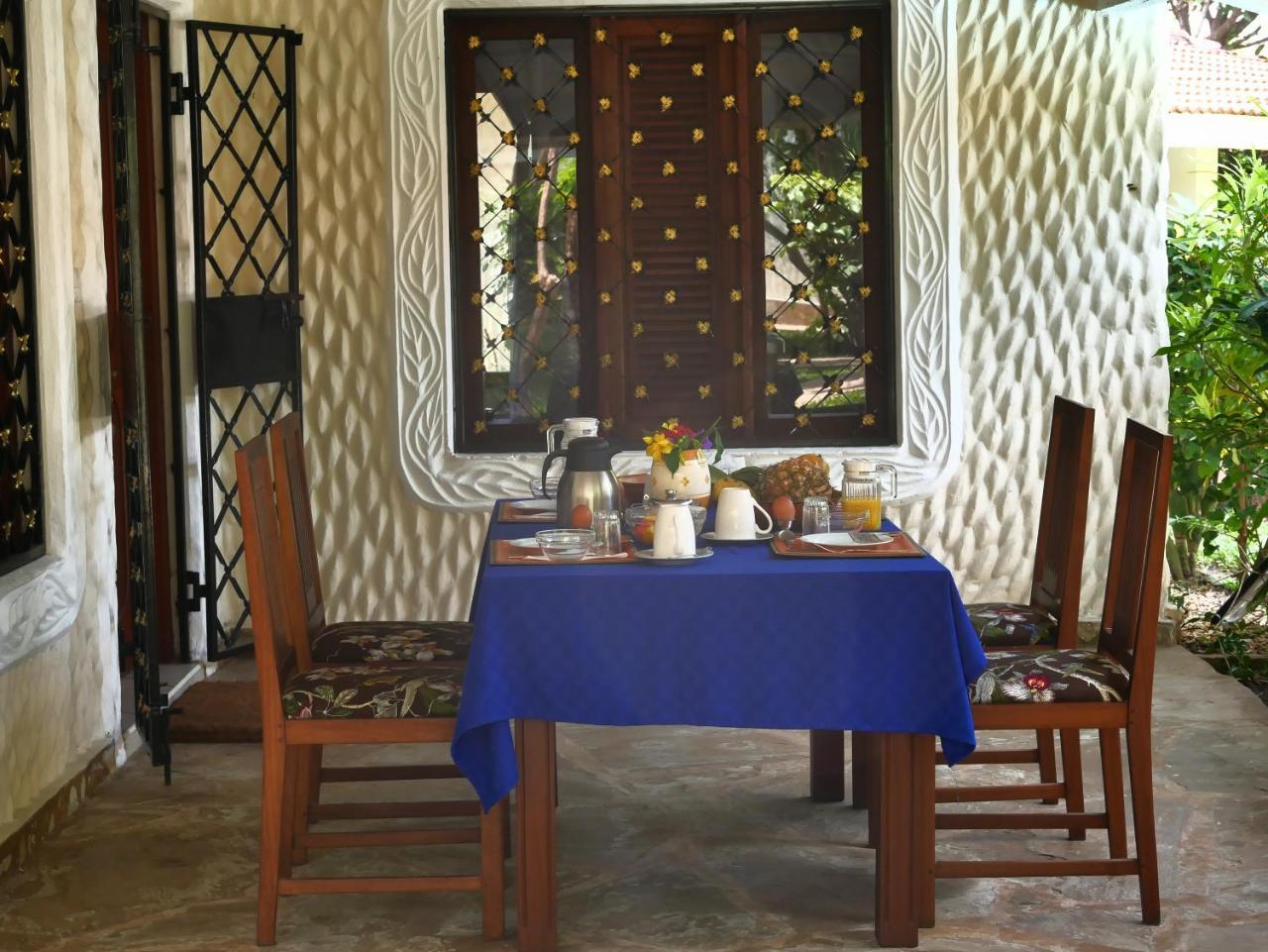 Diani Cottages Diani Beach Exterior photo