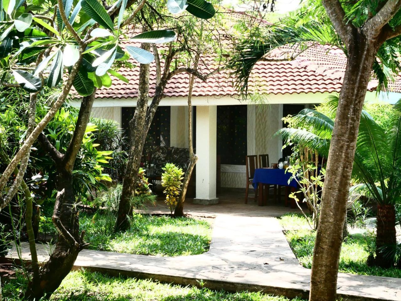 Diani Cottages Diani Beach Exterior photo